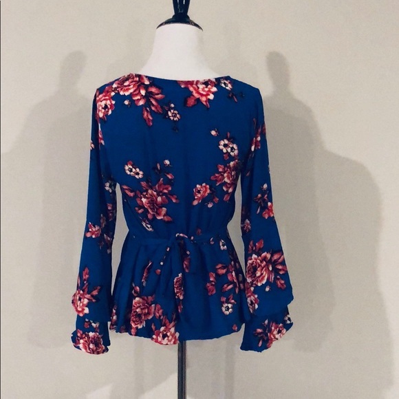 Blue Floral Wrap Top - Picture 6 of 8